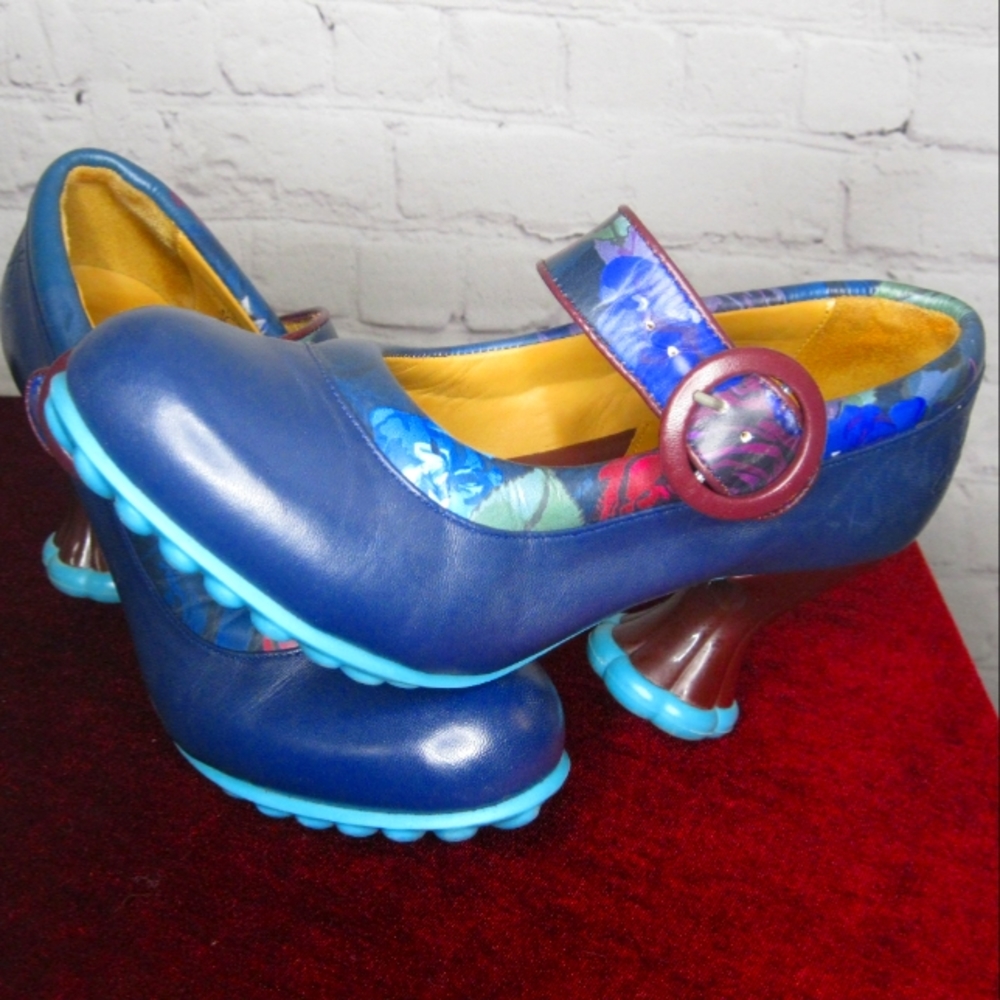 SOLD* Discontinued John Fluevog Blue Floral Ceres Heels, 7.5 with original box
